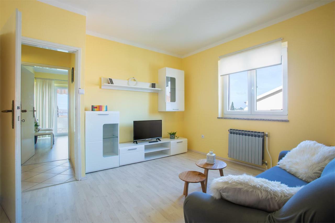 Lukas Medulin Apartment Exterior photo